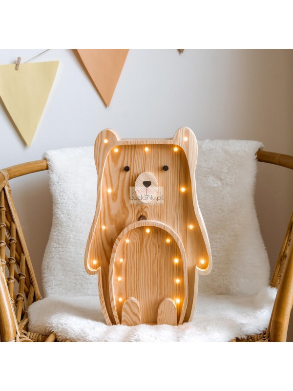 Drewniana dekoracja Miś – widoczne drewno