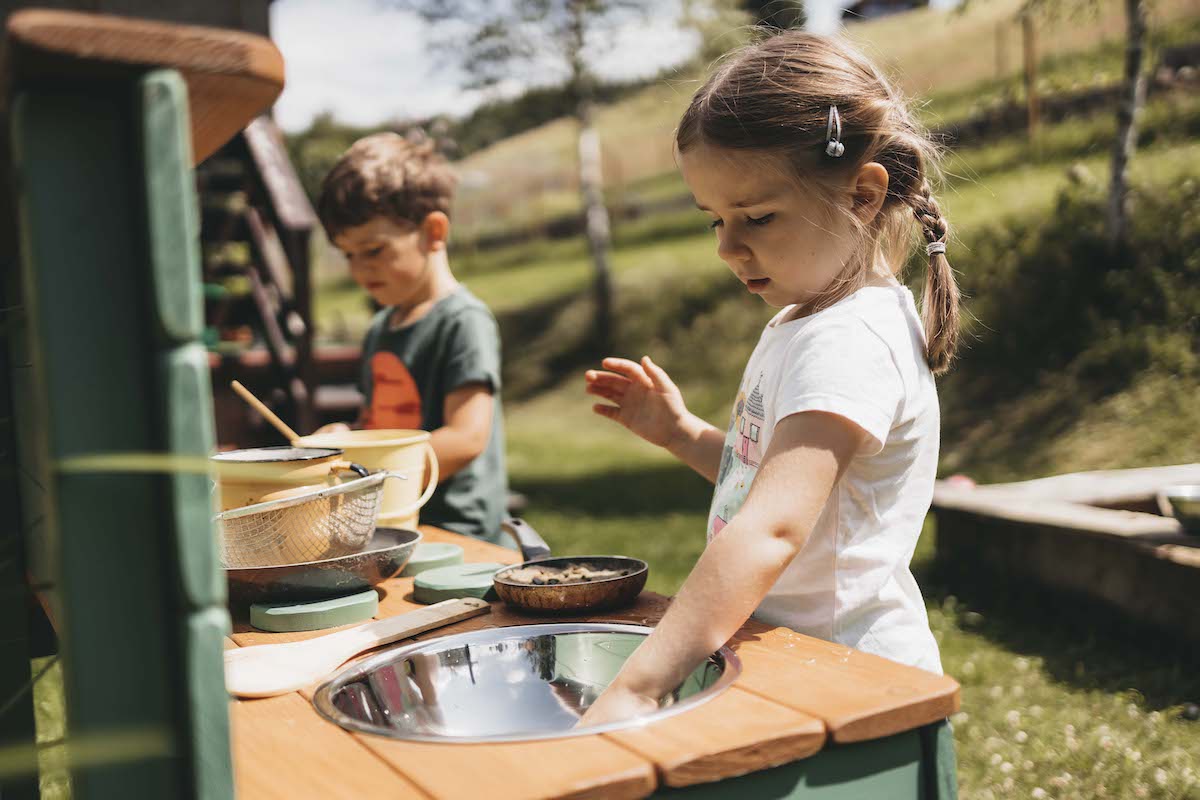 Drewniana Kuchnia błotna Montessori do zabawy w ogrodzie zabawki dla dzieci
