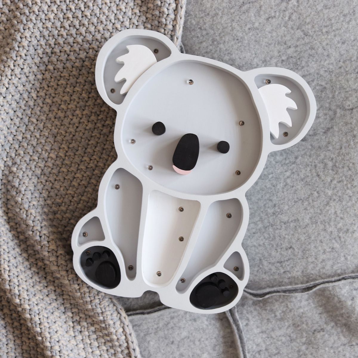 Drewniana Lampka Miś Koala - w stylu skandynawskim