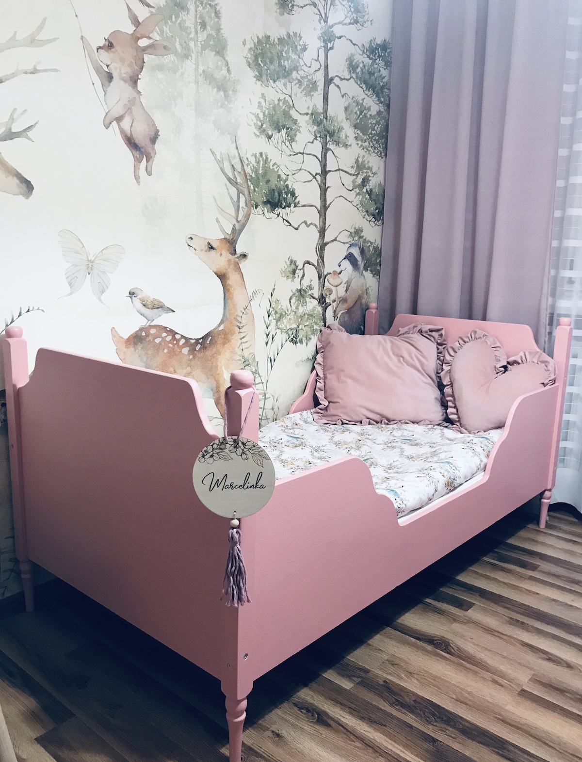 białe drewniane łóżko vintage dla dzieci CUDANKI